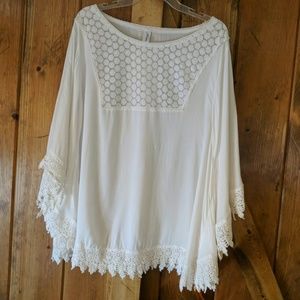 White Lace Bat Sleeve Tunic L/XL